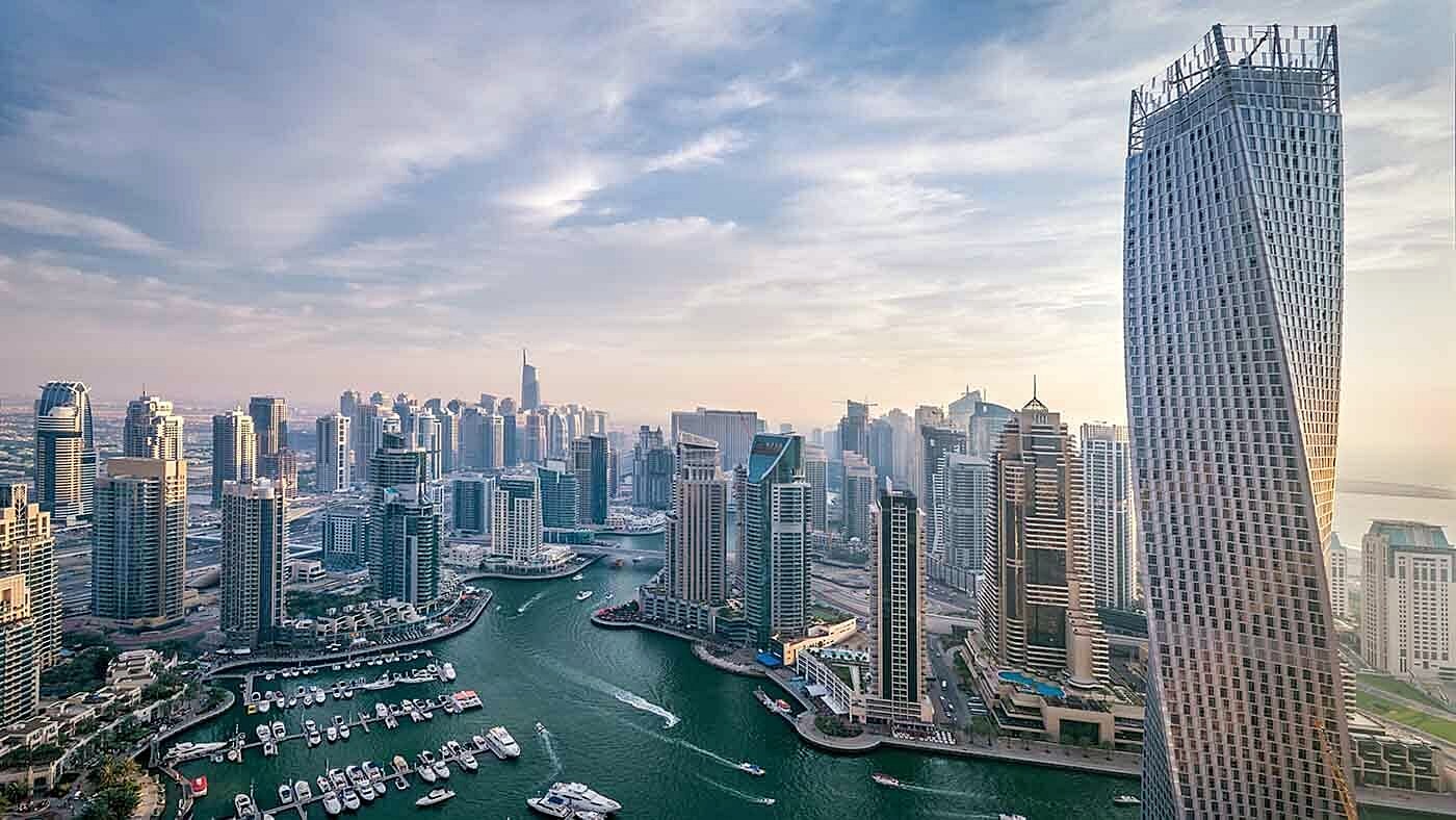 Dubai | LAT.40