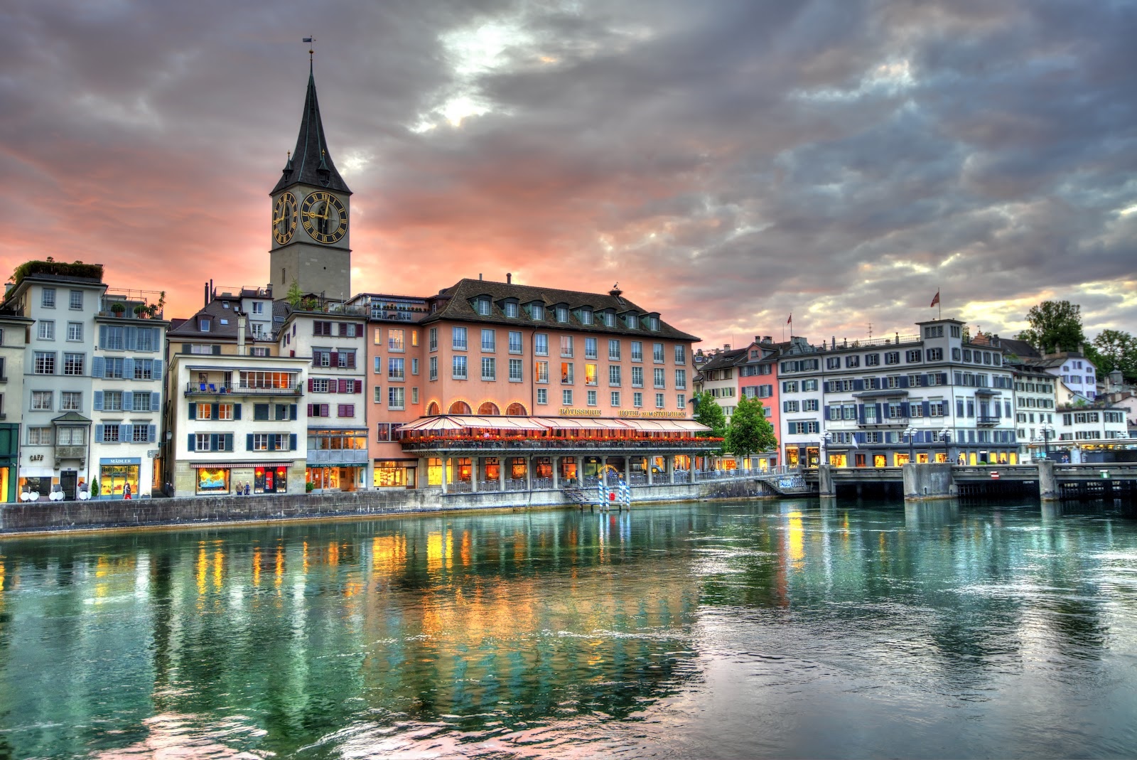 Zurich | LAT.40