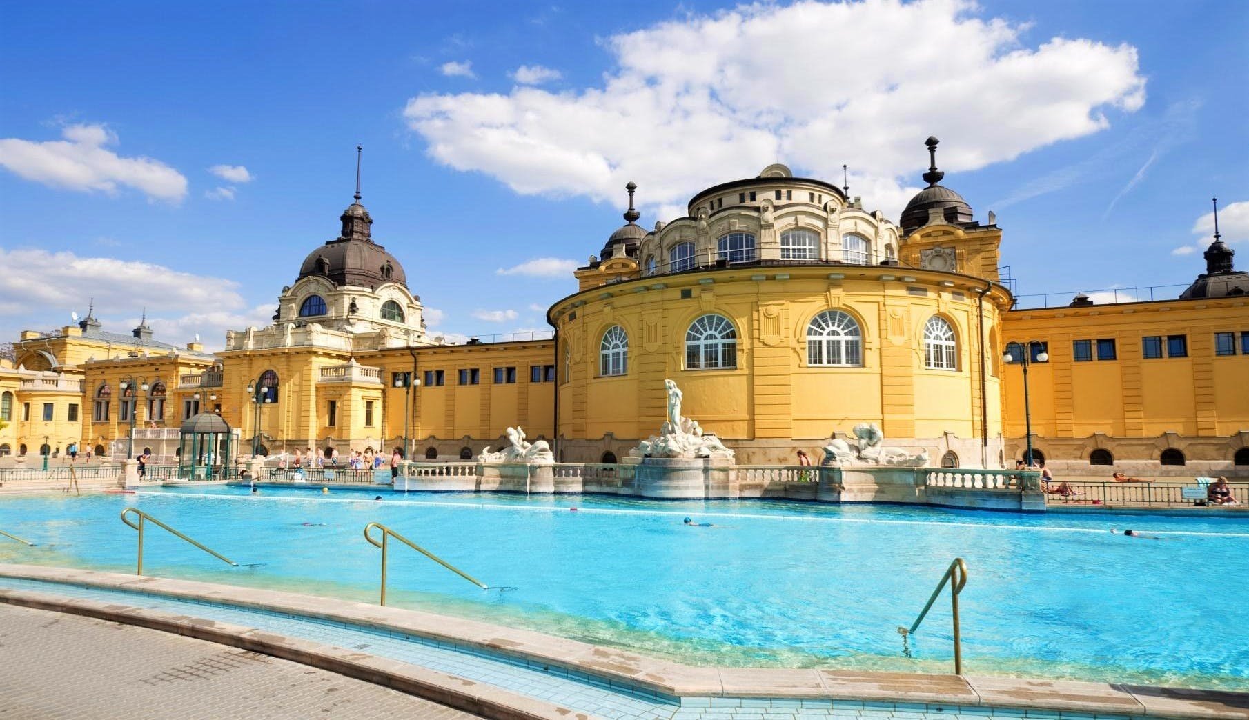 Budapest | LAT.40