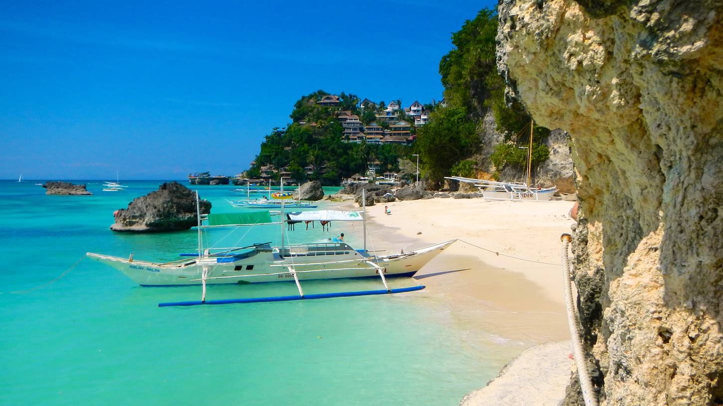 Boracay | LAT.40