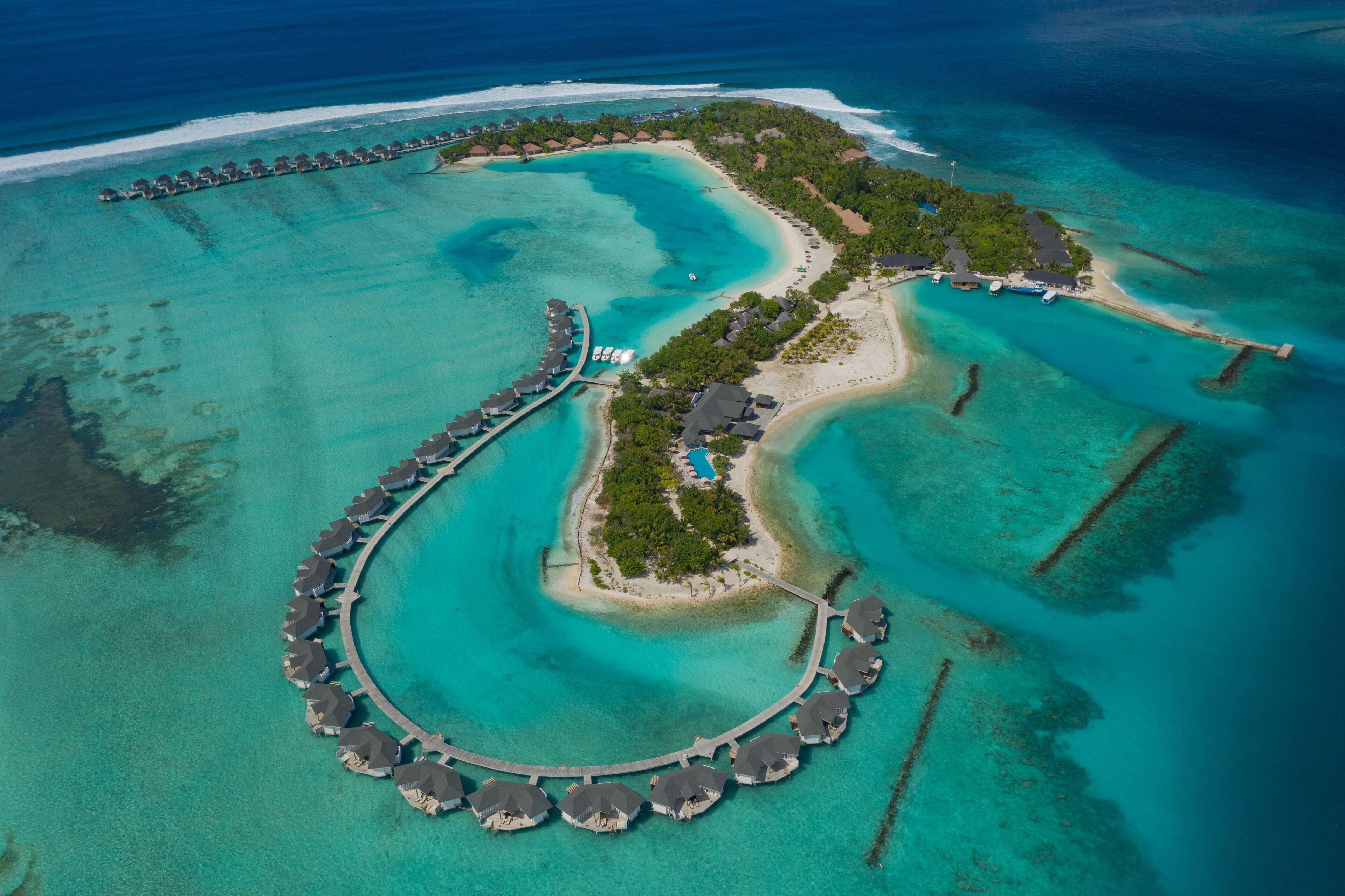 Cinnamon Dhonveli Beach Resort en su destino