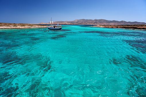 Paros