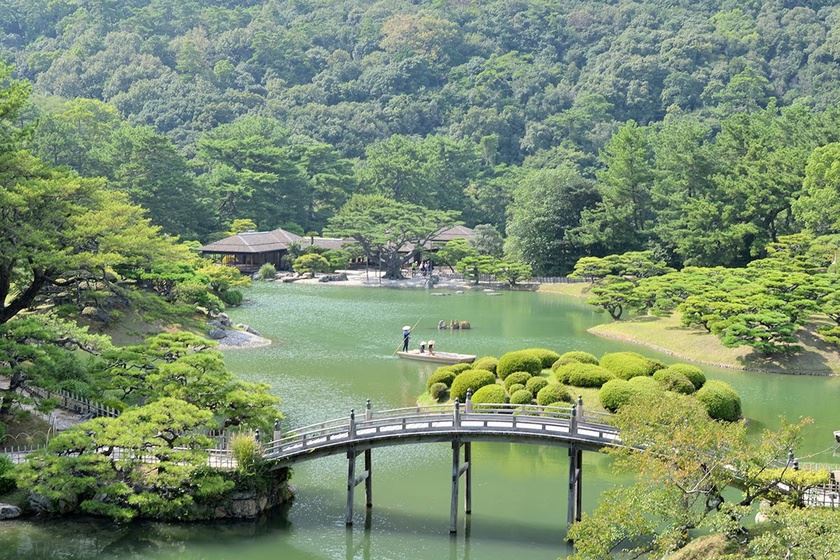 Yui Ishiya en Japan