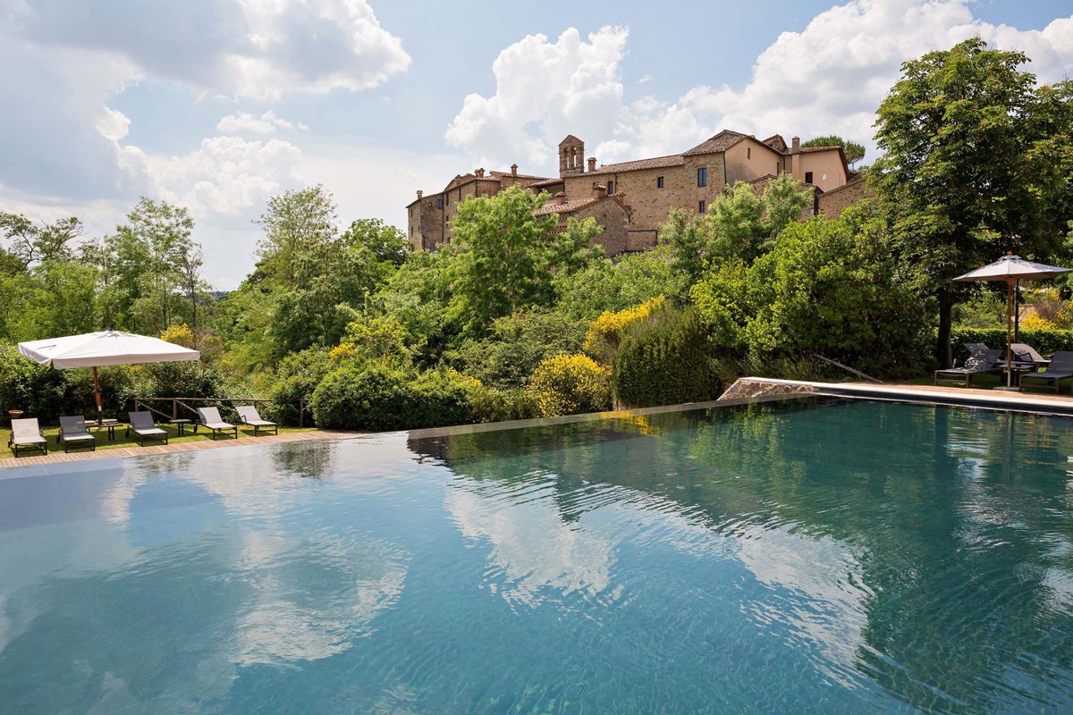 Castel Monastero en Toscana