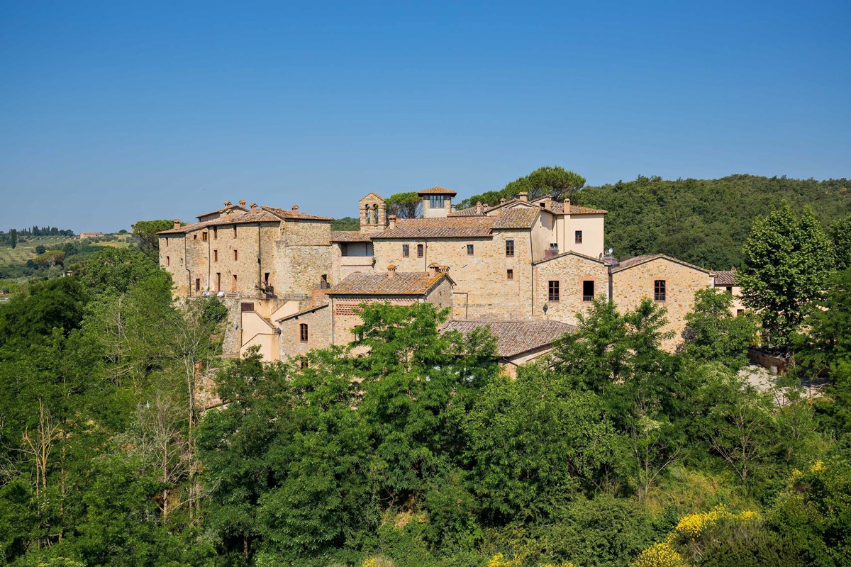 Castel Monastero en Toscana