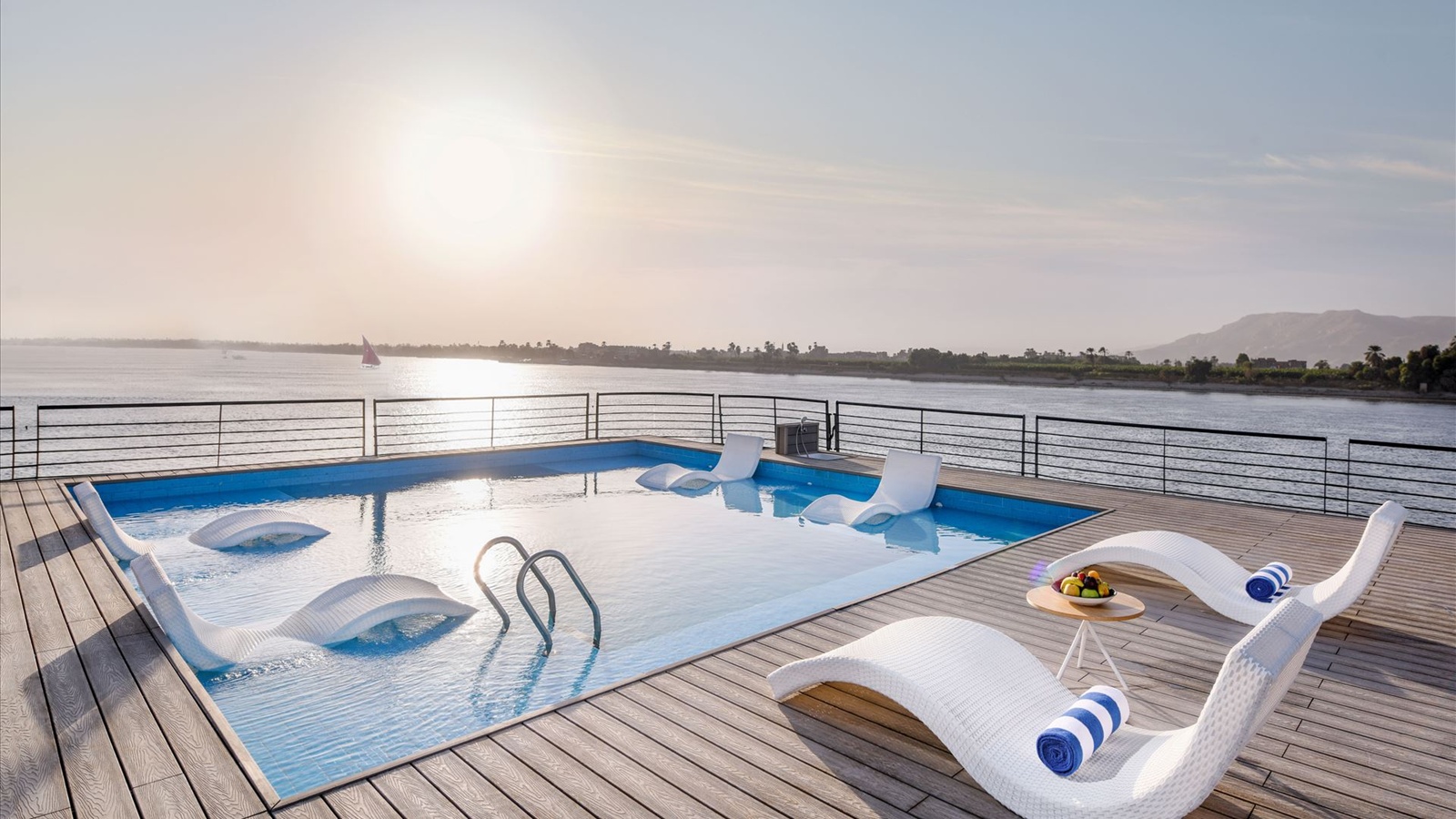Historia Nile Cruise en Luxor