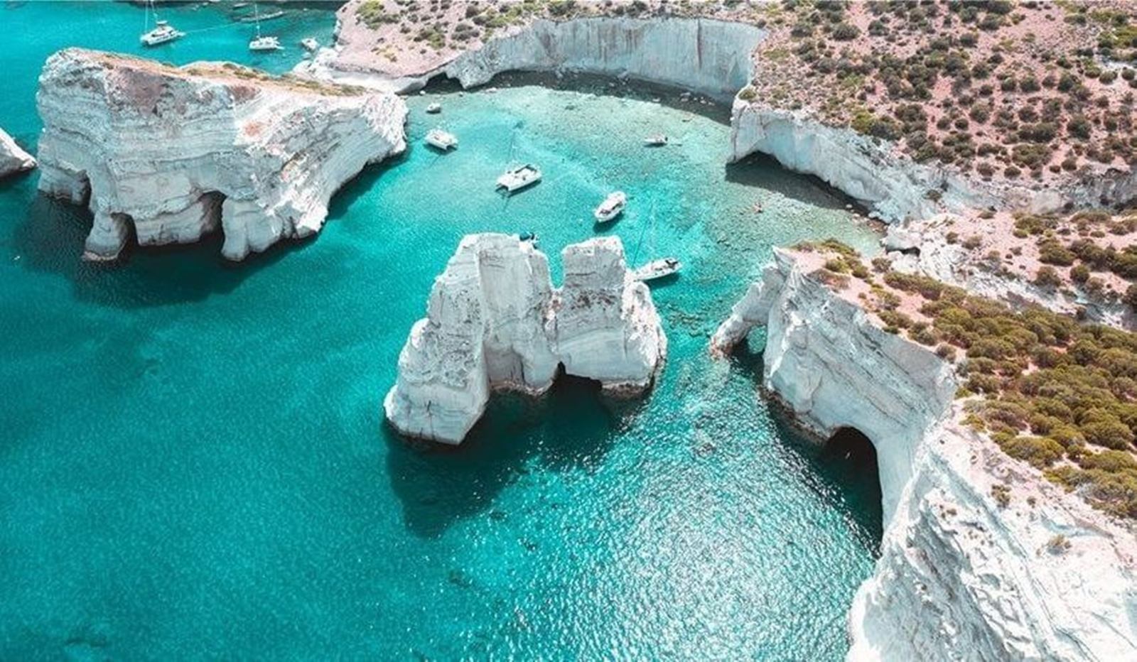 Milos | LAT.40