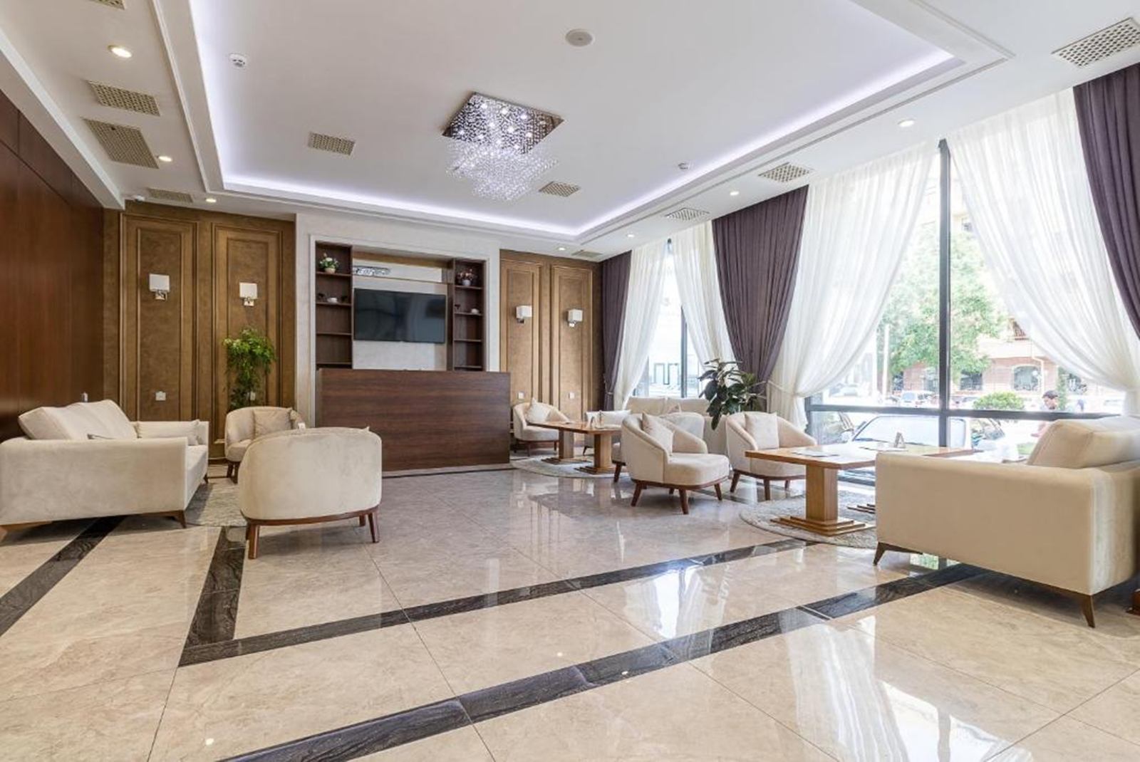 Qushbegi Plaza en Tashkent