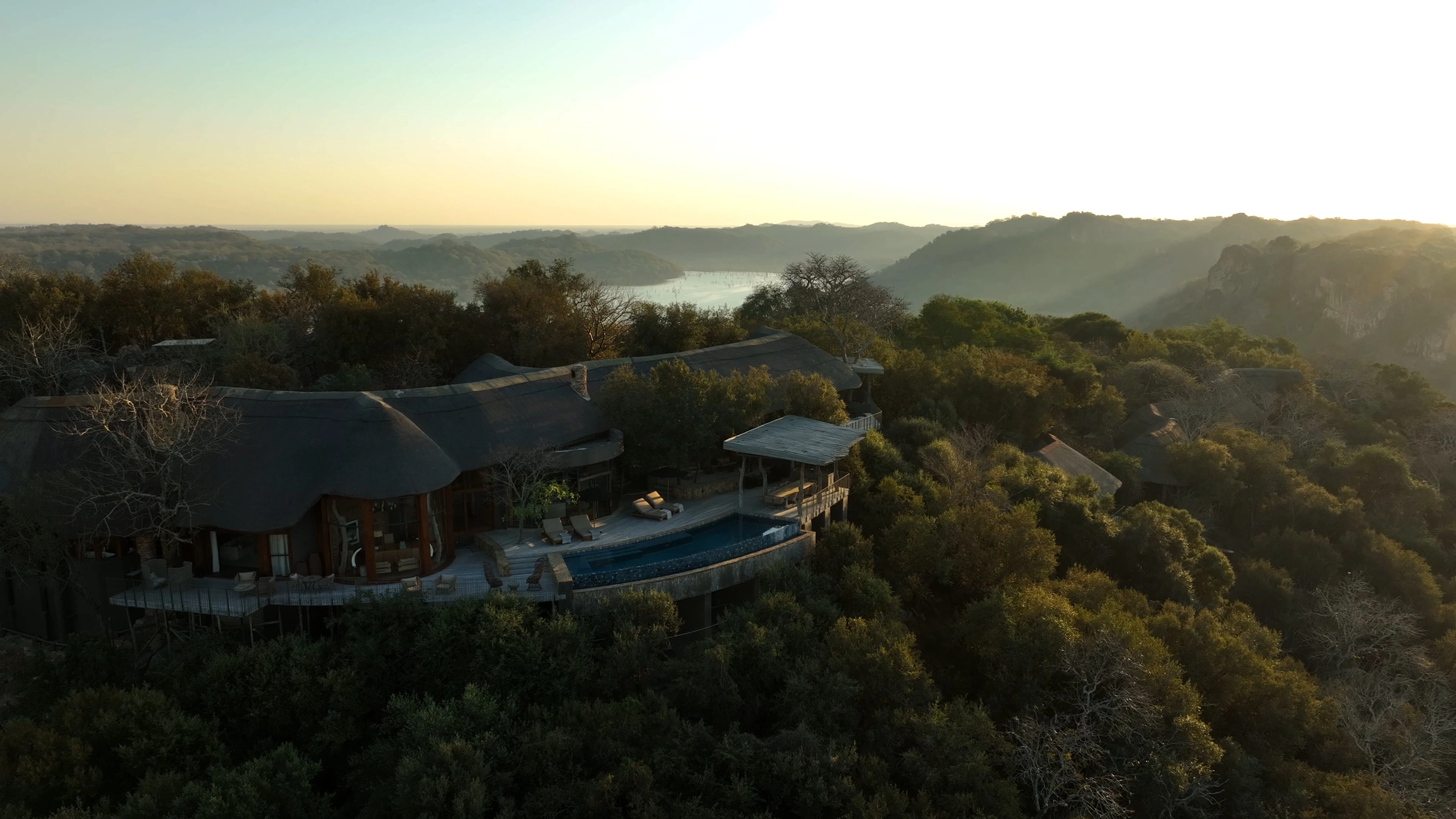 Singita Malilangwe House | LAT.40