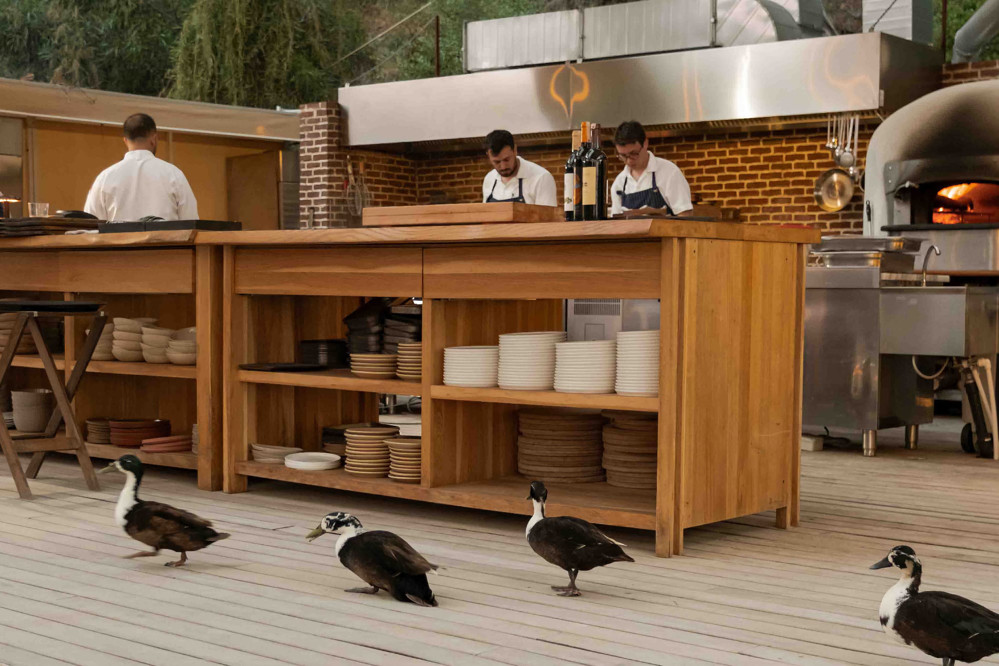 Ahama living dining ay