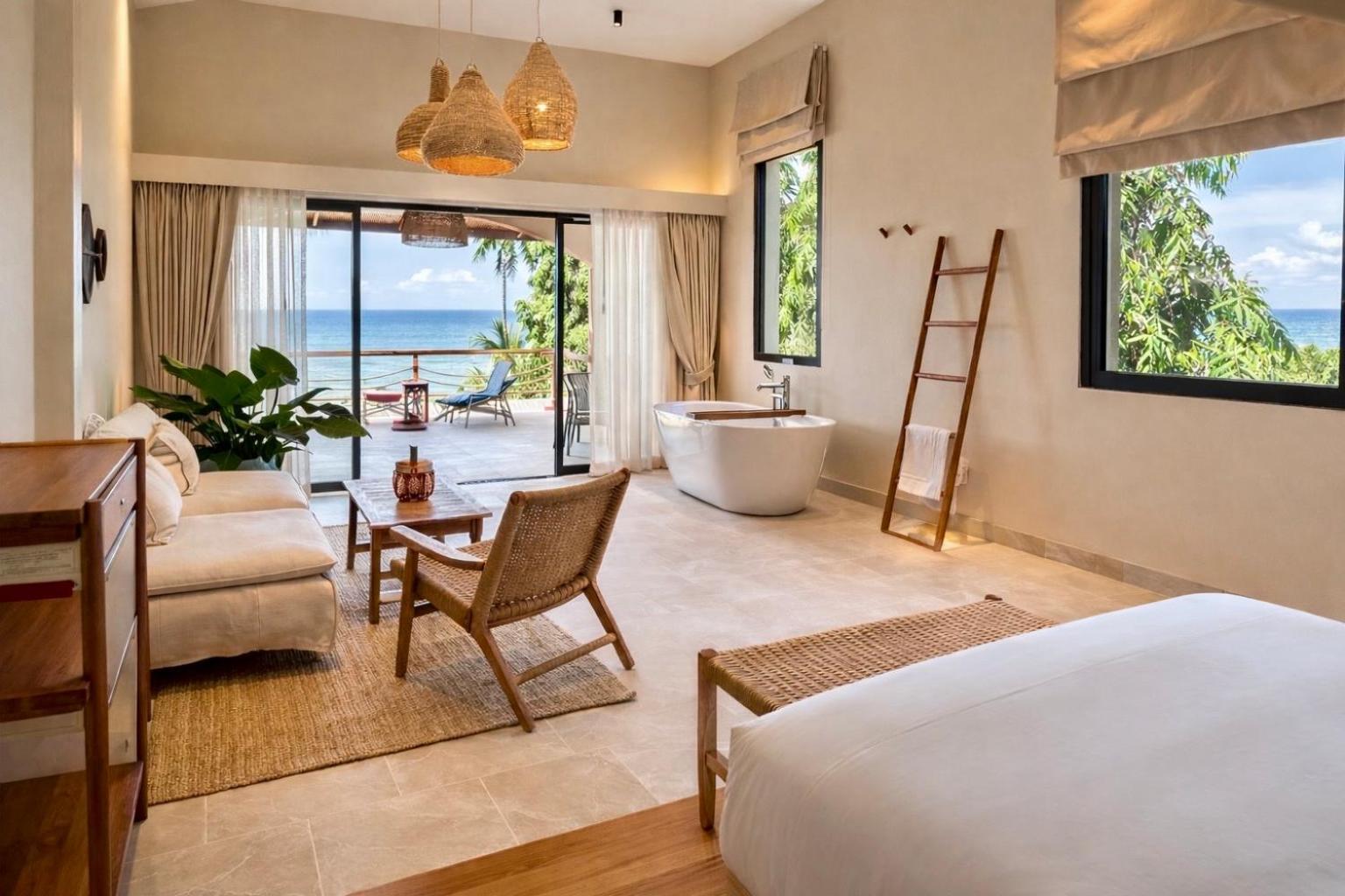 Baan Jai Dee Beach Front Hotel | LAT.40