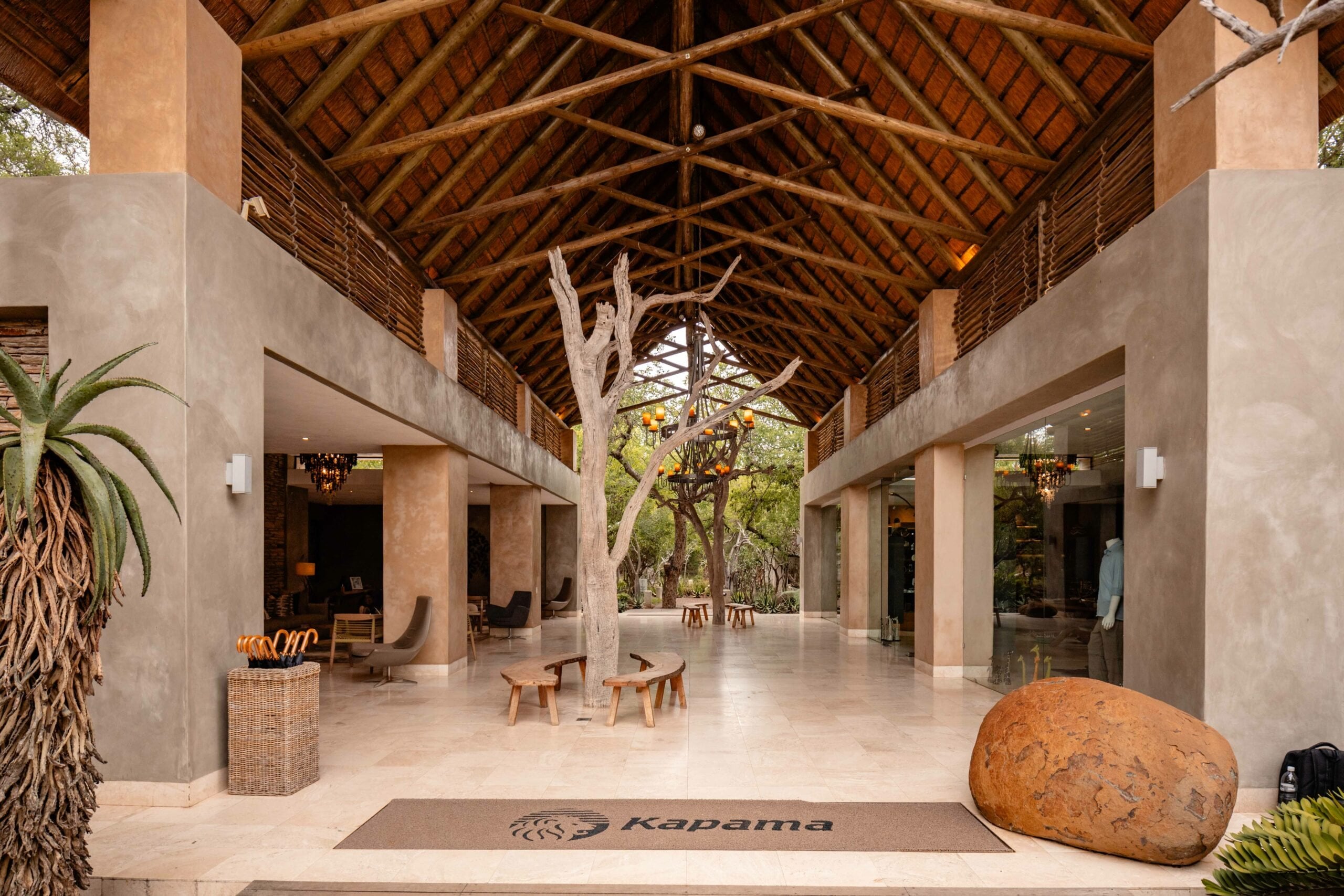 Kapama southern camp entrance hall scaled 1