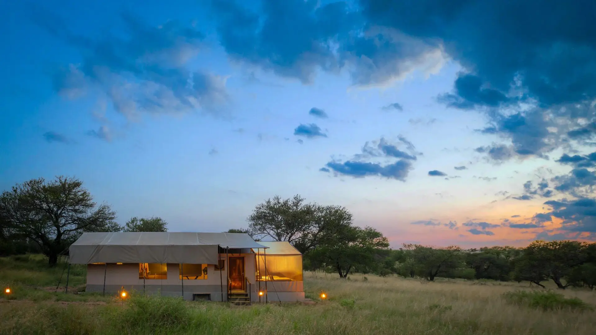 Asilia africa olakira migration camp star gazing cube jpg