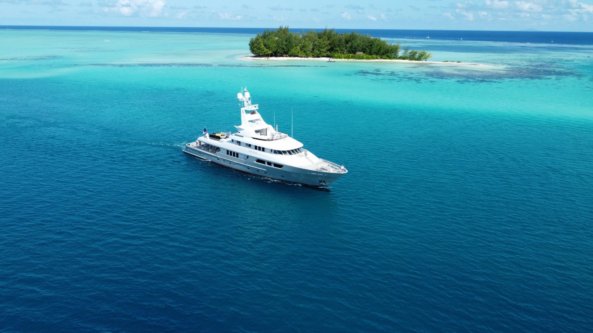 M/Y Triton en Canada