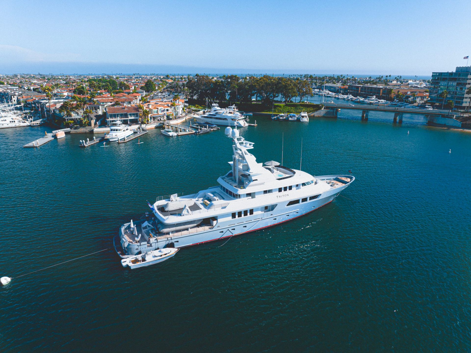 M/Y Triton en Canada