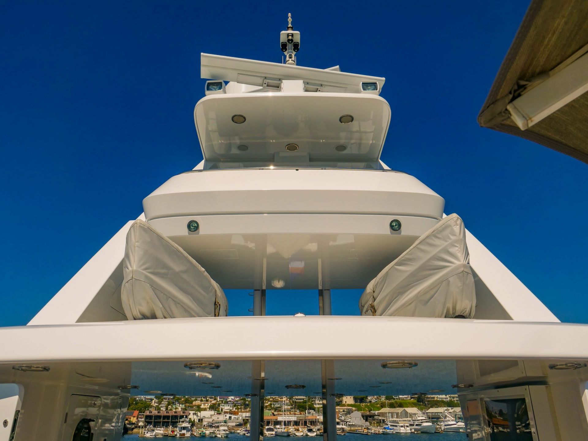 M/Y Triton en Canada