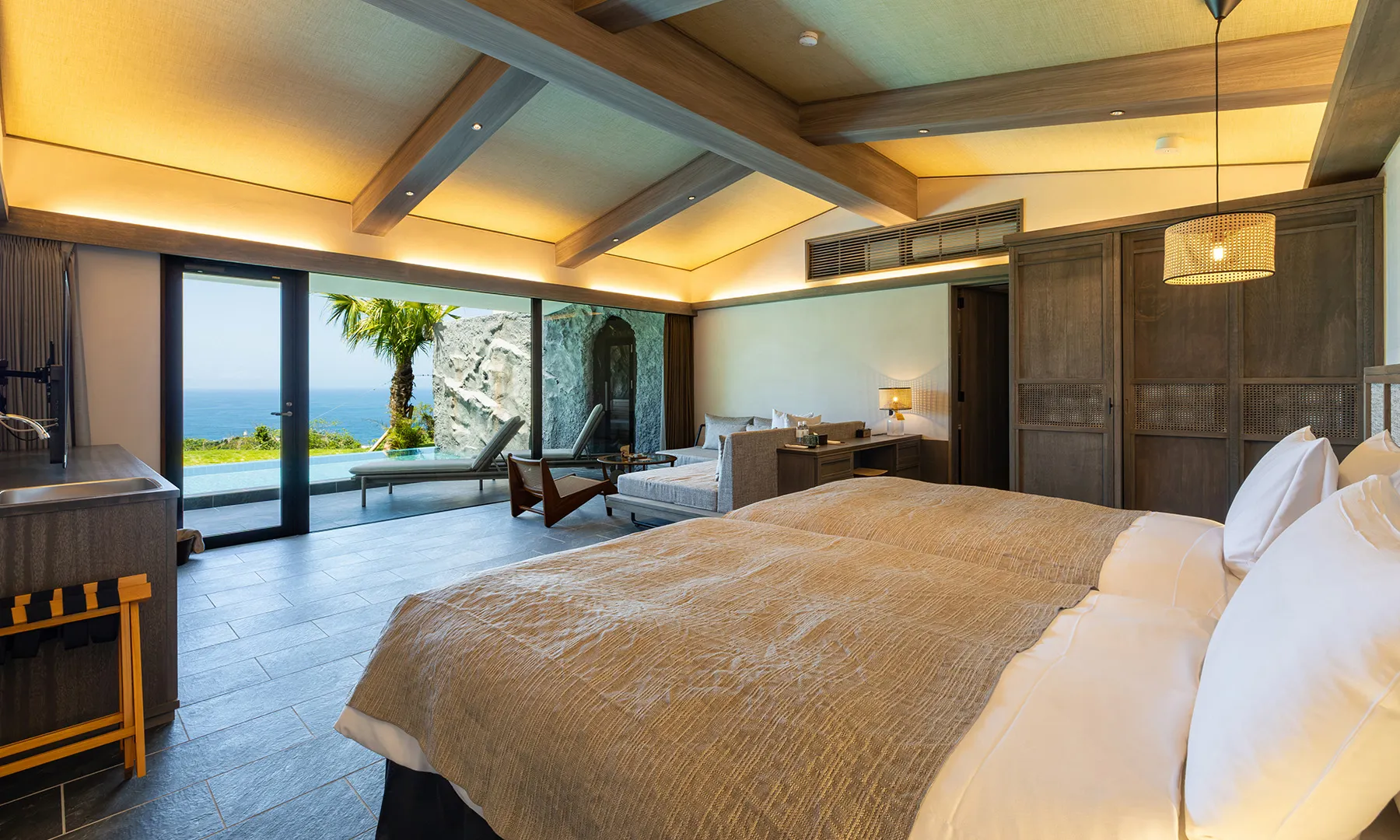 One Suite THE GRAND | LAT.40