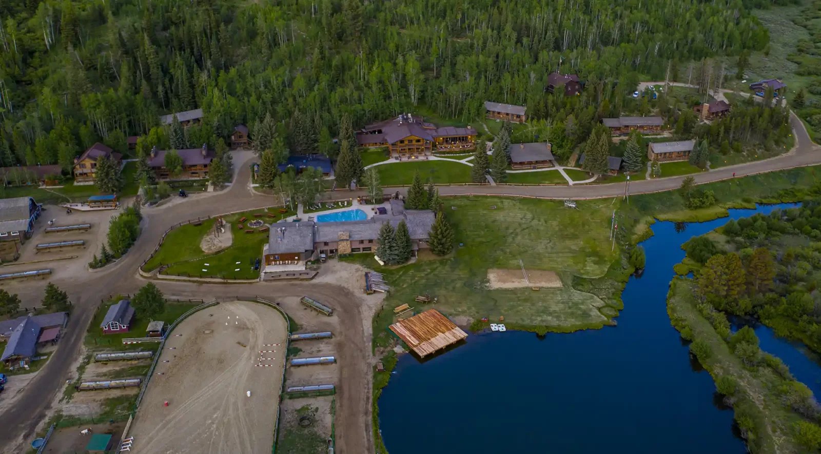 c lazy u ranch lodging  1600x885